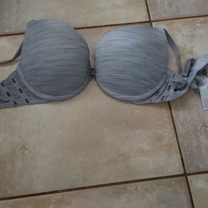 Victoria's Secret Pink bra